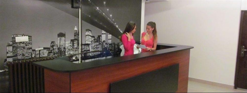 Downtown Apart Hotel Bane Belgrad Exteriör bild