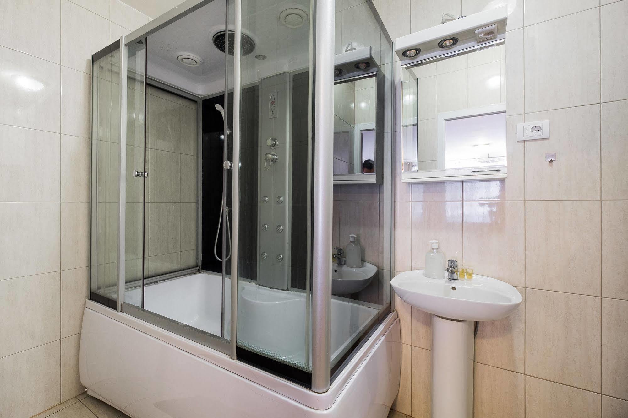 Downtown Apart Hotel Bane Belgrad Exteriör bild
