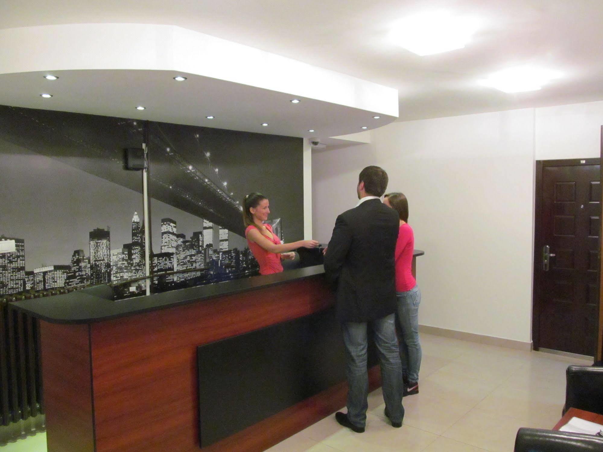 Downtown Apart Hotel Bane Belgrad Exteriör bild