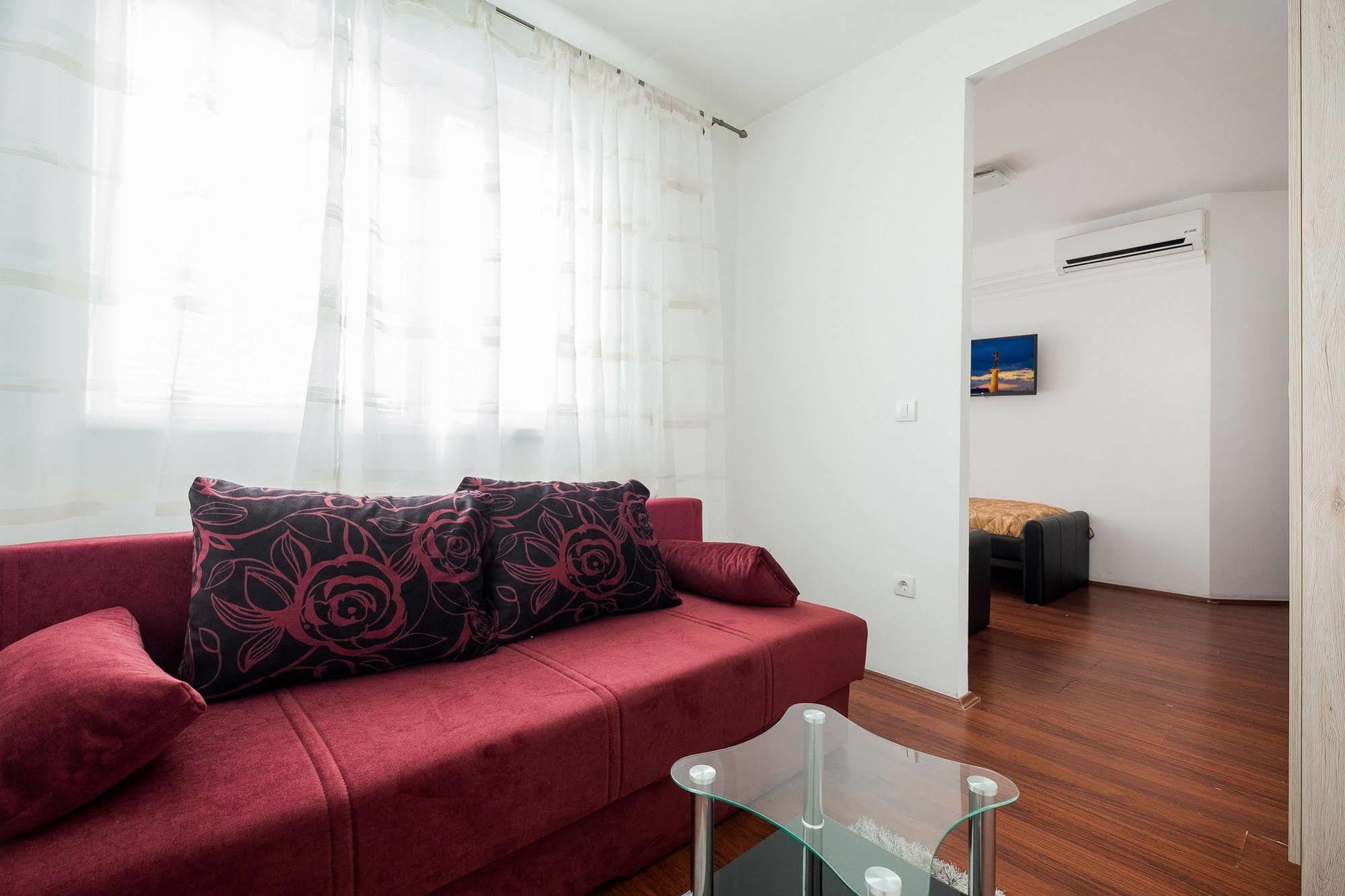 Downtown Apart Hotel Bane Belgrad Exteriör bild